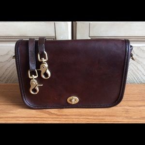 Vintage Coach Pocket Purse-Mahogany leather